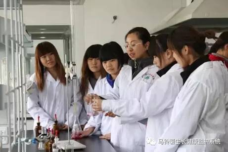 https://mmbiz.qpic.cn/mmbiz_jpg/zBKJbBVukRV15x83184DnfvMPJ5OfeKnIZej00uRF7BBFIzicJ5mLWvibu7Qt2YonTZK4yjYZhE0BO1nEQoiaD6Gw/640?wx_fmt=jpeg